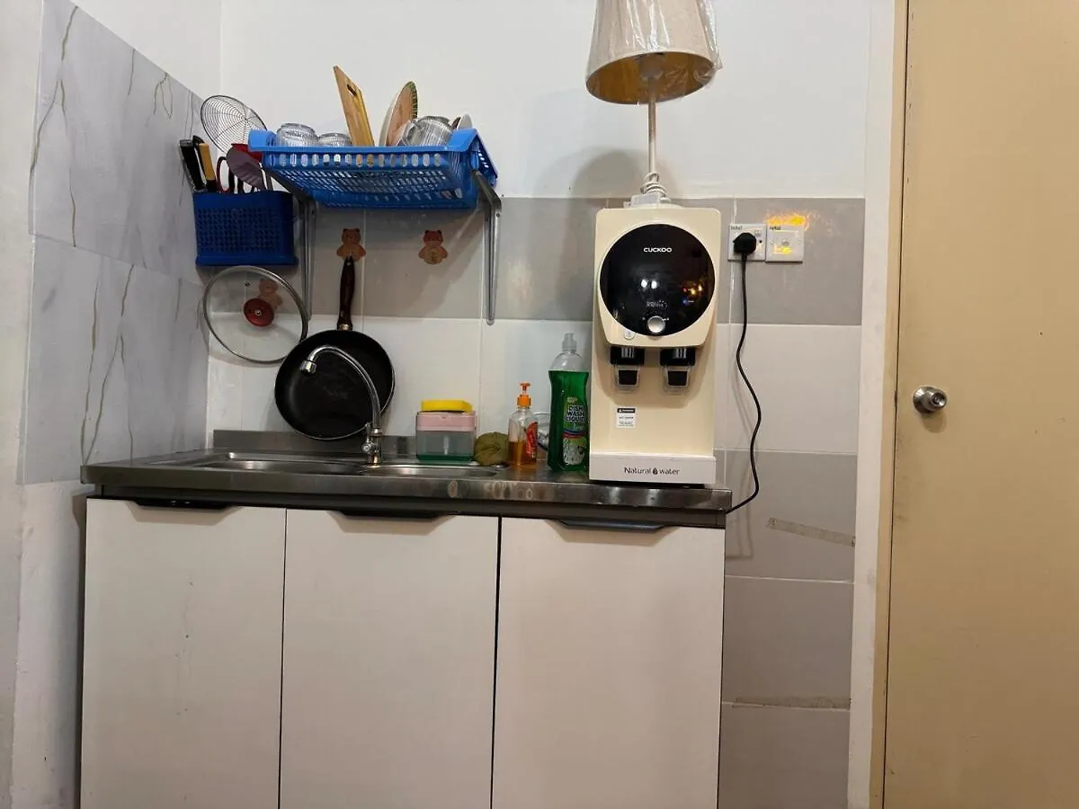 バヤンレパス1Br 2Pax 1Car Only Malaysian Guest Onlyアパートメント マレーシア